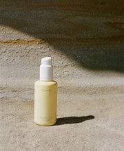 Load image into Gallery viewer, HONEY Body Oil - nourishing &amp; softening
