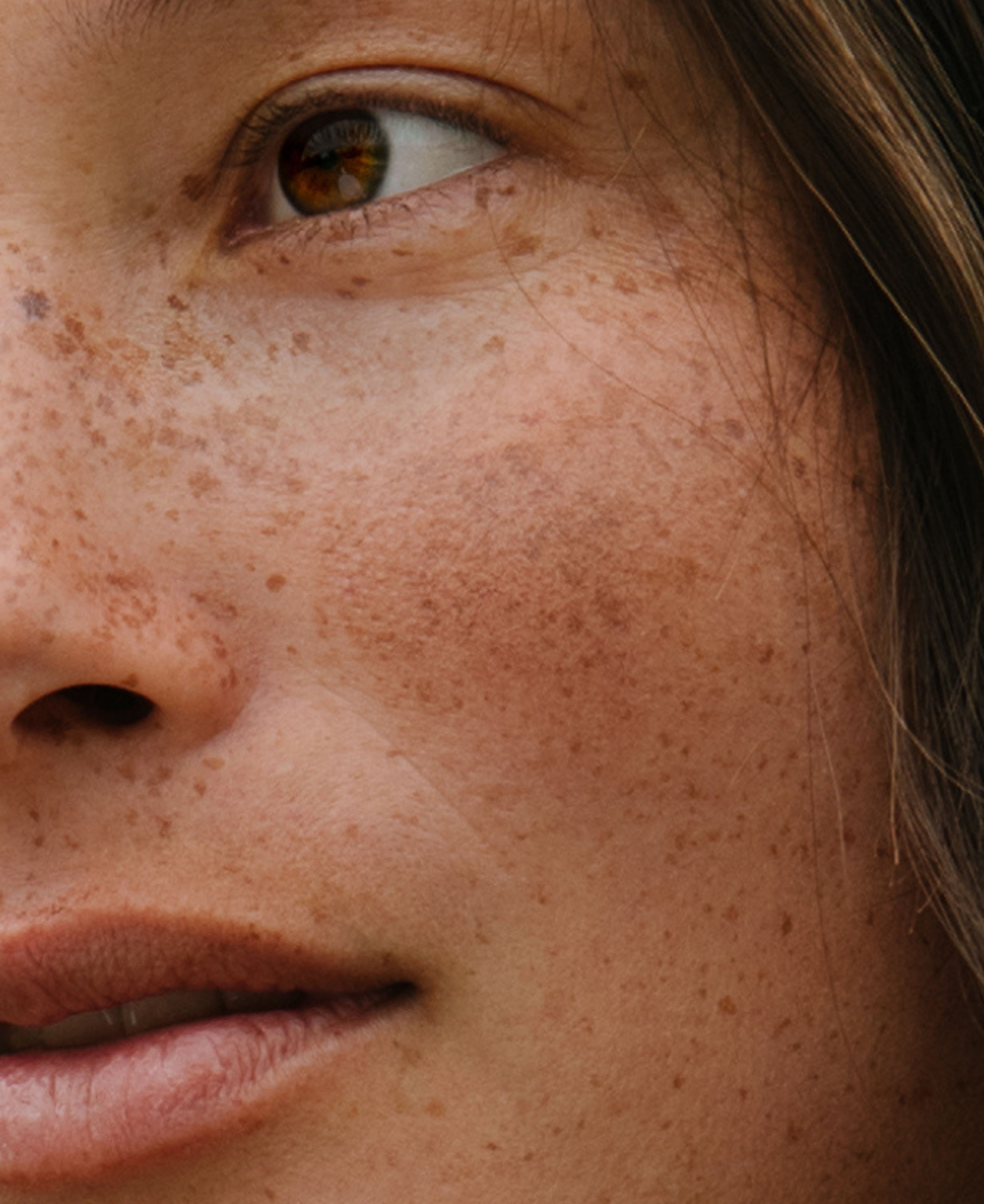 Cloes-up of woman&