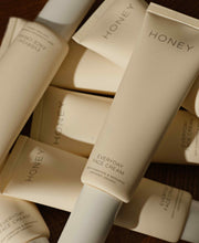 Load image into Gallery viewer, HONEY Everyday Face Cream - deep hydration &amp; repairing
