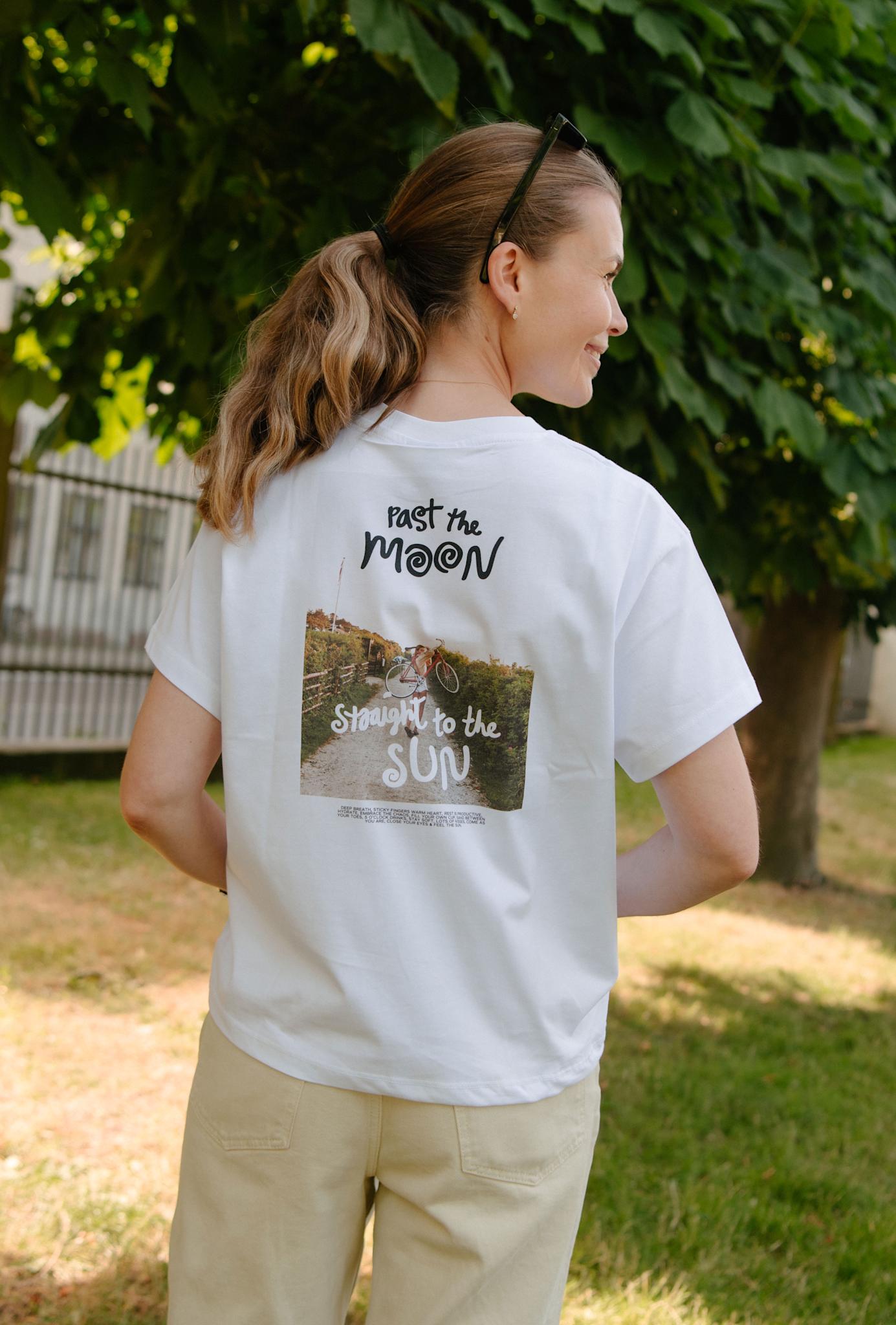 To The Moon, Honey Summer Tee