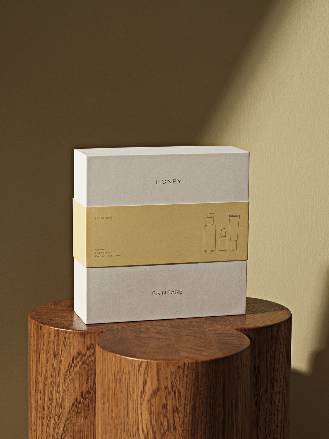 Gift box with fragrance-free clean skincare - Honey cleanser face wash hydra serum and everyday face cream